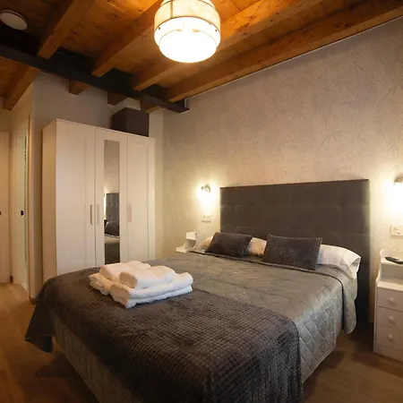 Miguel 2 Apartment Onis